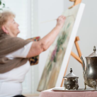 The Top 6 Engaging Activities for Seniors in Assisted Living